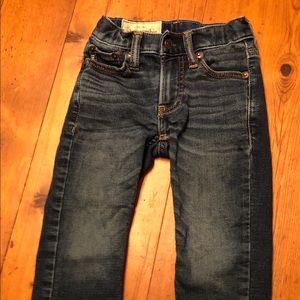 3/4 EUC Abercrombie kids jeans